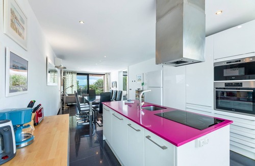 Alcanada Villa | Villa Aqua · Modern villa with stunning views to the sea