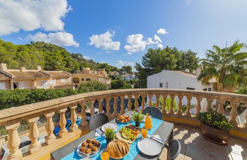 Alcanada Villa | Villa Arata