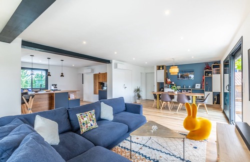 Bassussarry Villa | Villa Arlo - Villa climatisée avec piscine