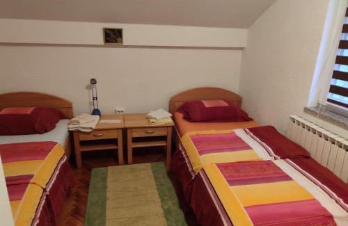 Kulen Vakuf House | Villa Artemida