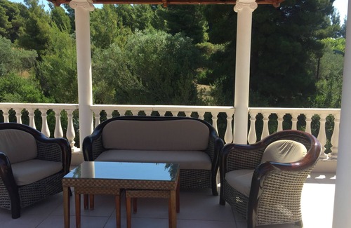 Metamorfosi Apartment | Villa Askamnia and Suites