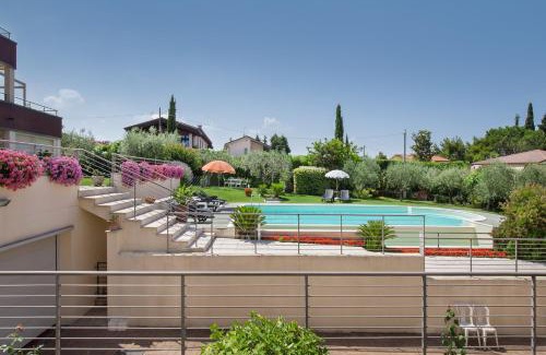 Cisano Apartment | Villa Aurora-Holiday Home APT3
