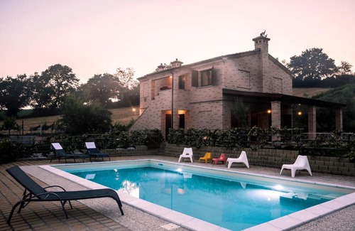 Villa Musone Villa | Villa Aurora - Osimo, nuova villa con piscina