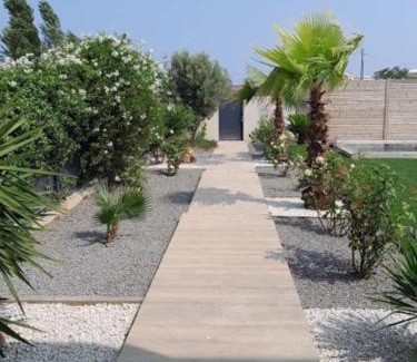 Frontignan Villa | Villa avec Piscine, grand terrain à 7 mn de la mer