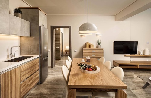 Kato Galatas Villa | Villa Avgi I Luxury close to the Sea