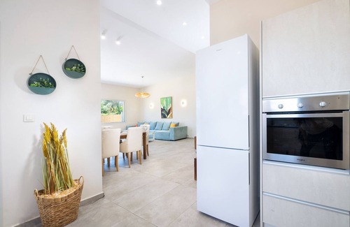 Nerokouros Villa | Villa Avo, 2 BD, 2 BA, private heated jacuzzi!