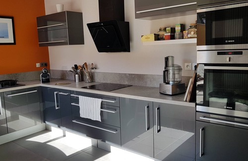 Wimereux House | Villa Azious, sleeps 10, 2 steps from the beach at Wimereux with parking lot