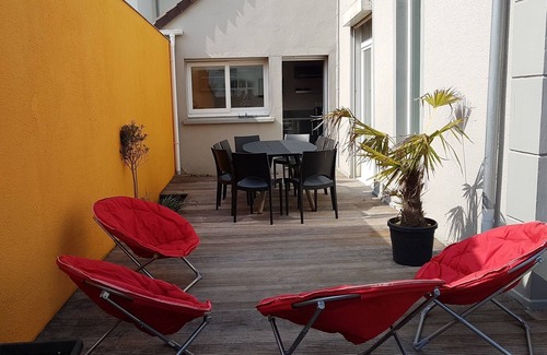 Wimereux House | Villa Azious, sleeps 10, 2 steps from the beach at Wimereux with parking lot