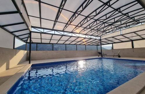 Mostar Villa | Villa Azzurra Mostar Swimming Pool