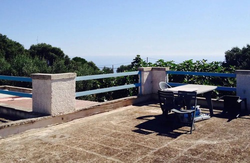 Marina Serra Villa | Villa 'Azzurro Salento 3' with Sea View, Wi-Fi and Air Conditioning