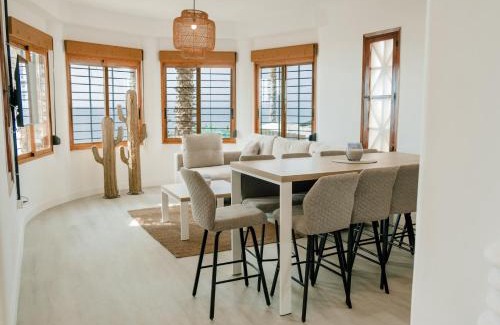 Villajoyosa Villa | Villa Bahari by Seaward Suites