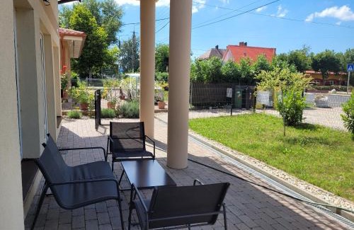 Balatonboglar Apartment | Villa Balifornia