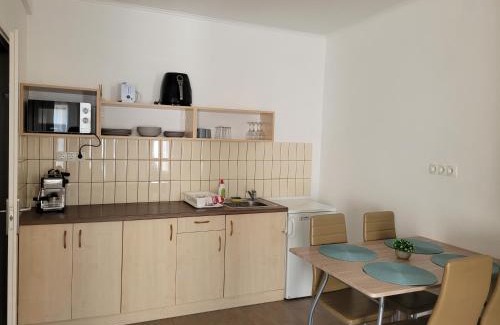 Balatonboglar Apartment | Villa Balifornia