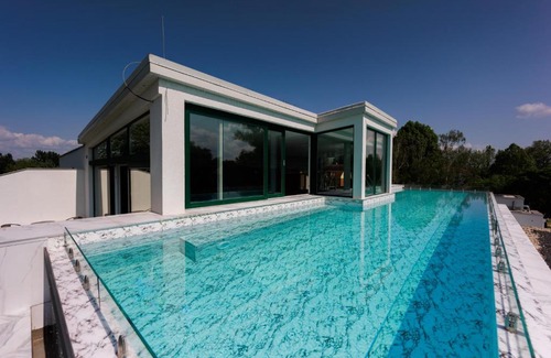 Siofok Aranypart Apartment | Villa Bauhaus Penthouse Wellness Apartman 1