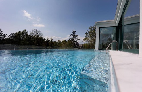 Siofok Aranypart Apartment | Villa Bauhaus Penthouse Wellness Apartman 1