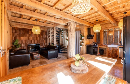 Lacanau-Ocean Villa | Villa "Bayani Été" with Private Terrace, Private Hot Tub, and Wi-Fi