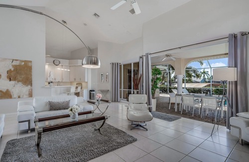 Pelican House | VILLA BELLAGGIO - Western Exposure, Gulf Access, Pool, Boatlift, 3 bed & 3 bath
