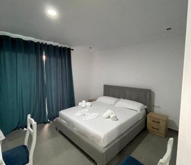 Lukove Apartment | Villa Besnik
