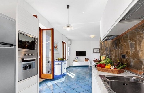 Priora Villa | Villa Bianca - Five Bedroom Villa, Sleeps 12