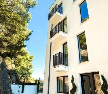 Skataj Hotel | Villa Blanc