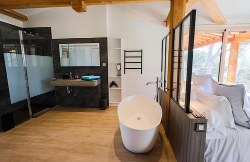La Croix-Valmer Villa | Villa Blanche Luxury - pieds dans l'eau, piscine chauffée