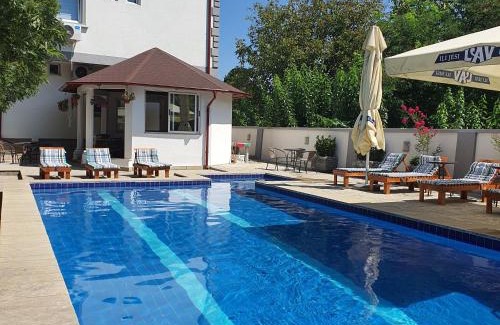 Rakovica Hotel | Villa Boho Cherga