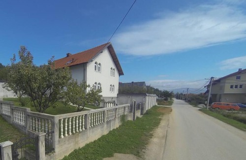 Sarajevo Villa | Villa Bosna (Pool, Sauna, Jacuzzi,Outdoor kitchen)