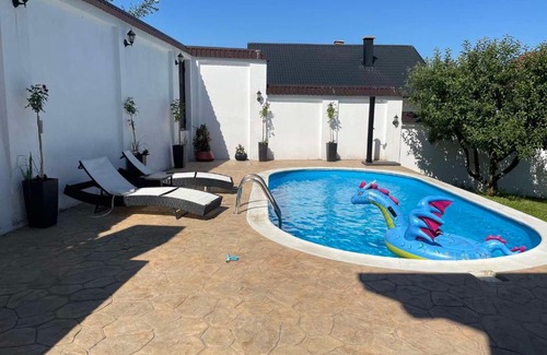Sarajevo Villa | Villa Bosna (Pool, Sauna, Jacuzzi,Outdoor kitchen)