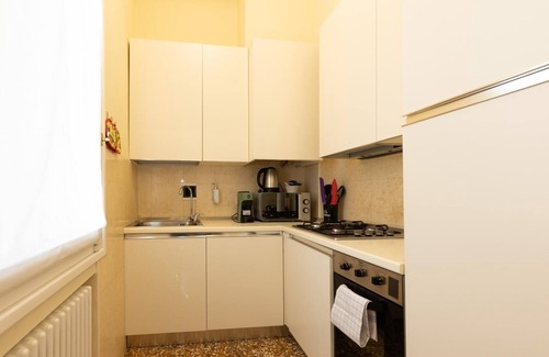 Saragozza-Porto Apartment | Villa Bottrigari Apartment with Terrace