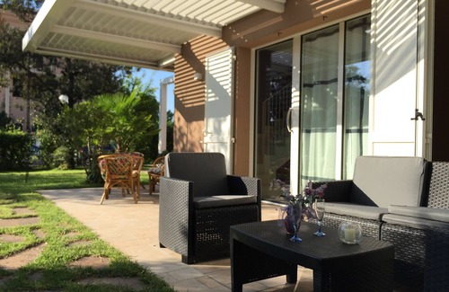Cagnona Villa | VILLA BROWN - GREEN & SEA, sleeps 6 - Including place on the beach