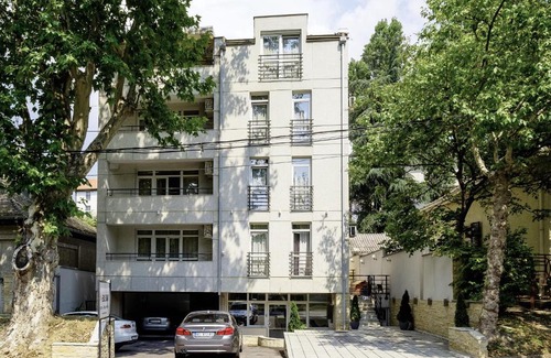 Vozdovac House | Villa Bulevar