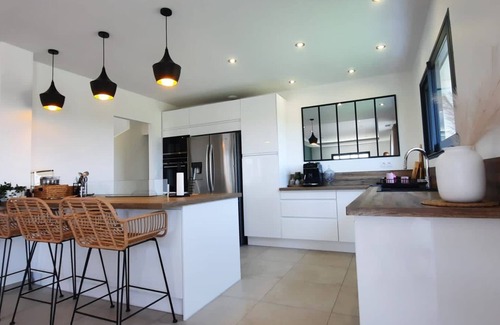 Saint-Laurent-d'Aigouze Villa | Villa Contemporaine Avec Piscine Pour 7 Personnes