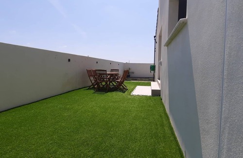 Saint-Laurent-d'Aigouze Villa | Villa Contemporaine Avec Piscine Pour 7 Personnes