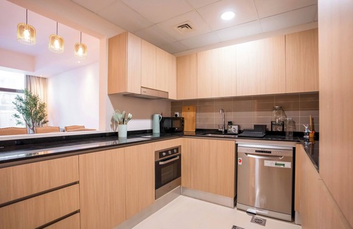 Dubai Villa | Villa C62-03 - Five Bedroom Villa, Sleeps 12
