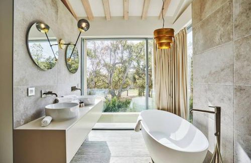 Cote d'Azur- French Riviera Villa | Villa Calanque, Saint-Tropez