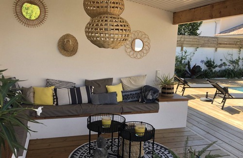 Gradignan House | VILLA CAMAGAWith heated swimming pool between Bordeaux and the Bassin d'Arcachon
