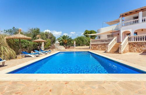 Son Moja Villa | Villa Can Flores