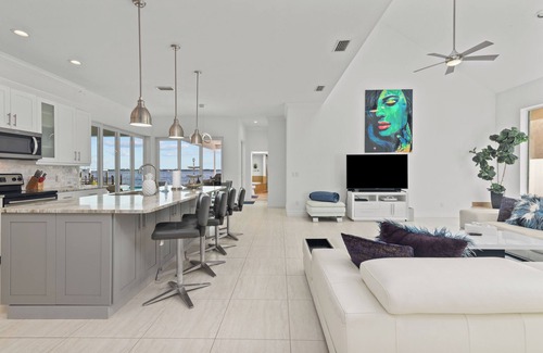 Caloosahatchee Villa | Villa Cape Coral Florida