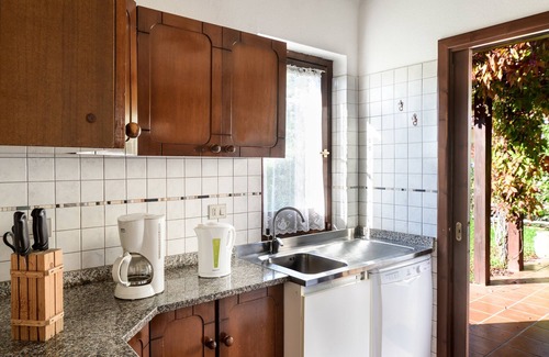 Costa Rei Villa | Villa 'Carla' with Private Terrace, Wi-Fi and Air Conditioning