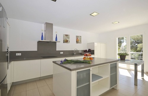 Provensals Ski Chalet | Villa Carritx 4 pax, modern swimmingpool house