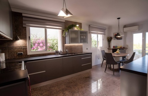 Son Espanyolet Villa | Villa 'Casa Filipinas' with Private Pool, Wi-Fi and Air Conditioning