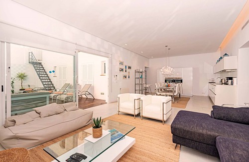 Puerto de Pollensa Villa | Villa Casa Puerto for six people with pool