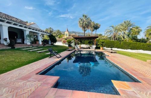 Marbella Villa | Villa Casa Sol Encantadora villa con piscina