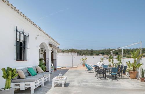 San Ambrosio House | Villa Castro