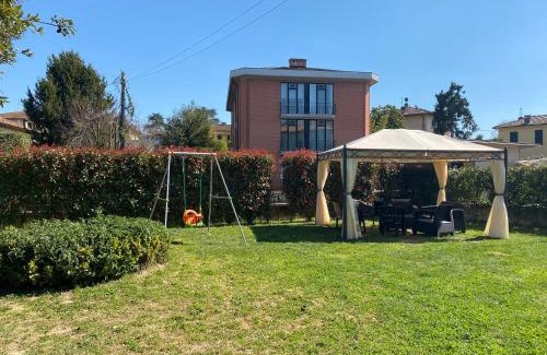 Lucca Historical Center Bed & Breakfast | Villa Catelli