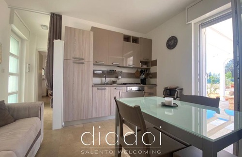 Marina di Mancaversa Villa | Villa Cecilia with garden by Diddoi