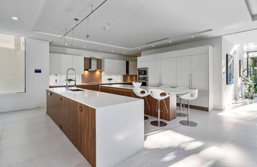 Colee Hammock Apartment | Villa Celine- LAS OLAS Waterfront house with heated pool
