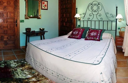 Antequera House | Villa Cereza (rural accommodation)
