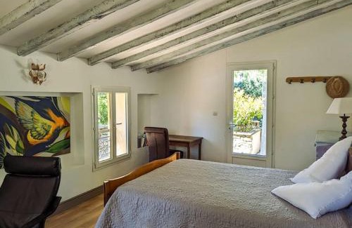 Peypin-d'Aigues House | Villa Chênes & Pins Piscine au Coeur du Luberon
