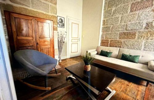 Brive-la-Gaillarde Apartment | Villa Chadourne - Le Vasco